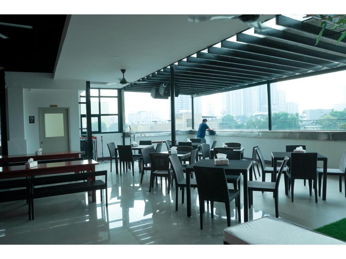 M28 Hotel And Apartments Ciudad Quezon Exterior foto