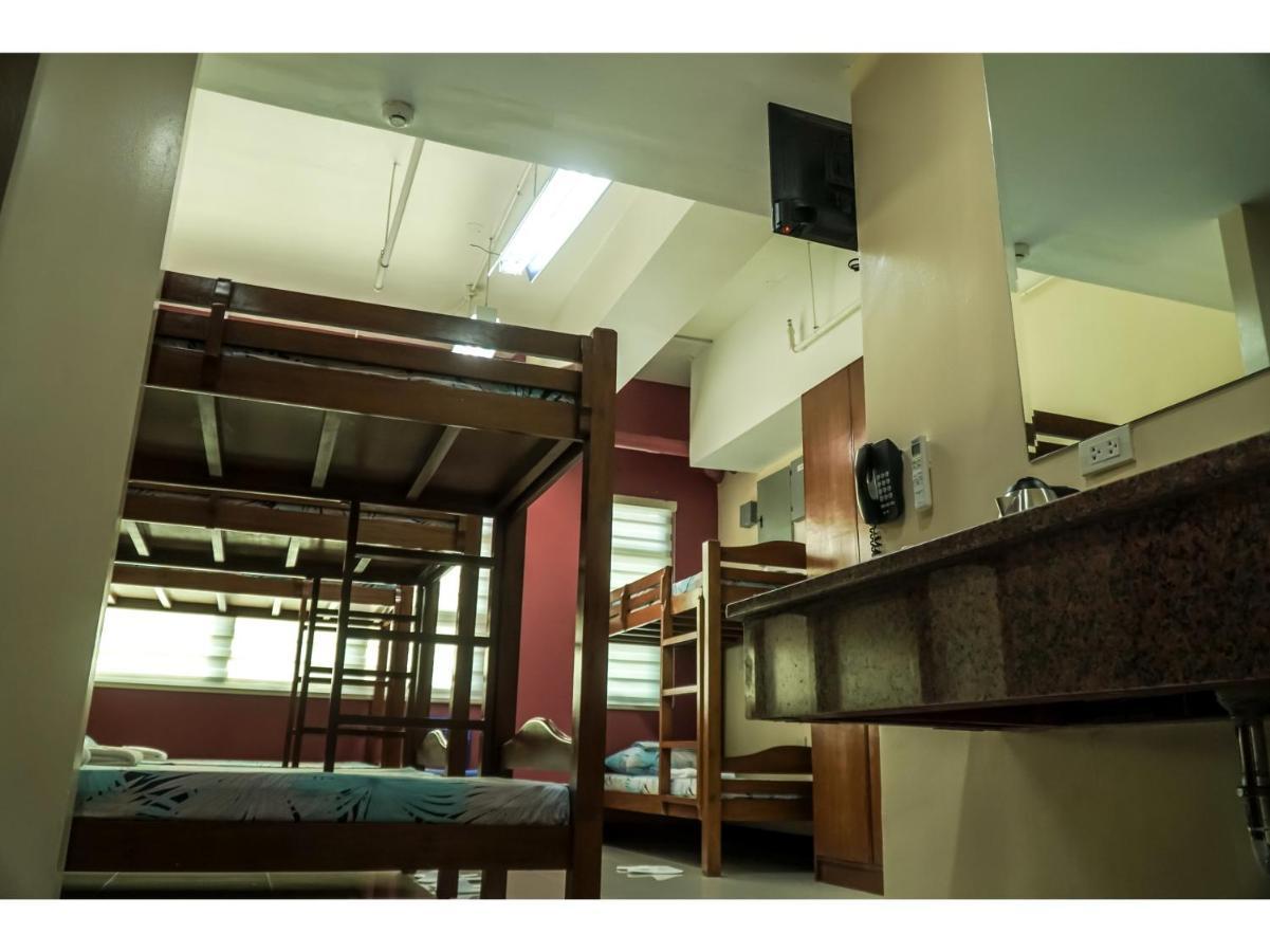 M28 Hotel And Apartments Ciudad Quezon Exterior foto